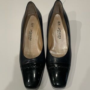 St. John Classic Navy blue and Black Heels size 8